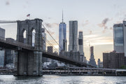 Fotótapéták The Brooklyn Bridge in the evening