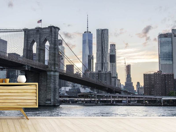 Fotótapéták The Brooklyn Bridge in the evening