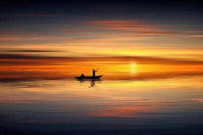 Fotótapéták Romantic sunset on the sea