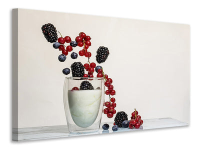 Vászonképek Yogurt with berries